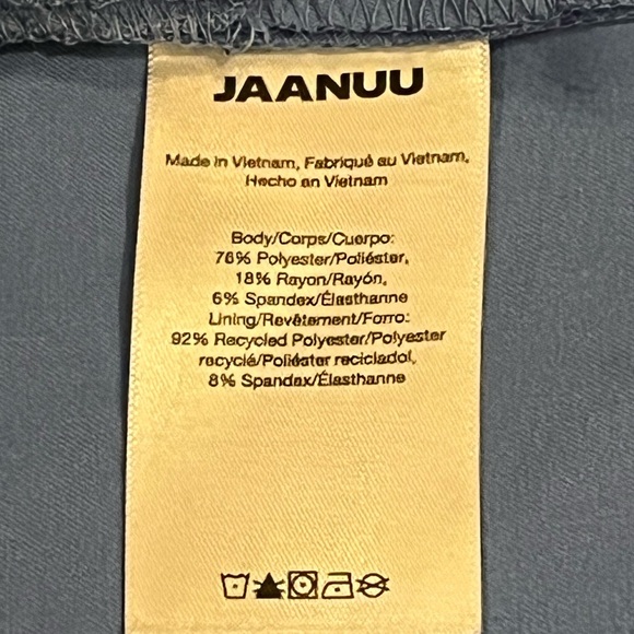 Jaanuu • Helia 3-Pocket Ceil Blue Scrub Top - M - Picture 10 of 14